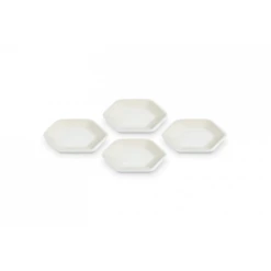 Le Creuset Hexagon Serveerschaaltje 9,5 Cm Aardewerk Meringue 4 Stuks 8 Le Creuset Hexagon Serveerschaaltje 9,5 Cm Aardewerk Meringue 4 Stuks -Servies Winkel hexagon serveerschaaltjes meringue 4 stuks 5 1631123889 600x600